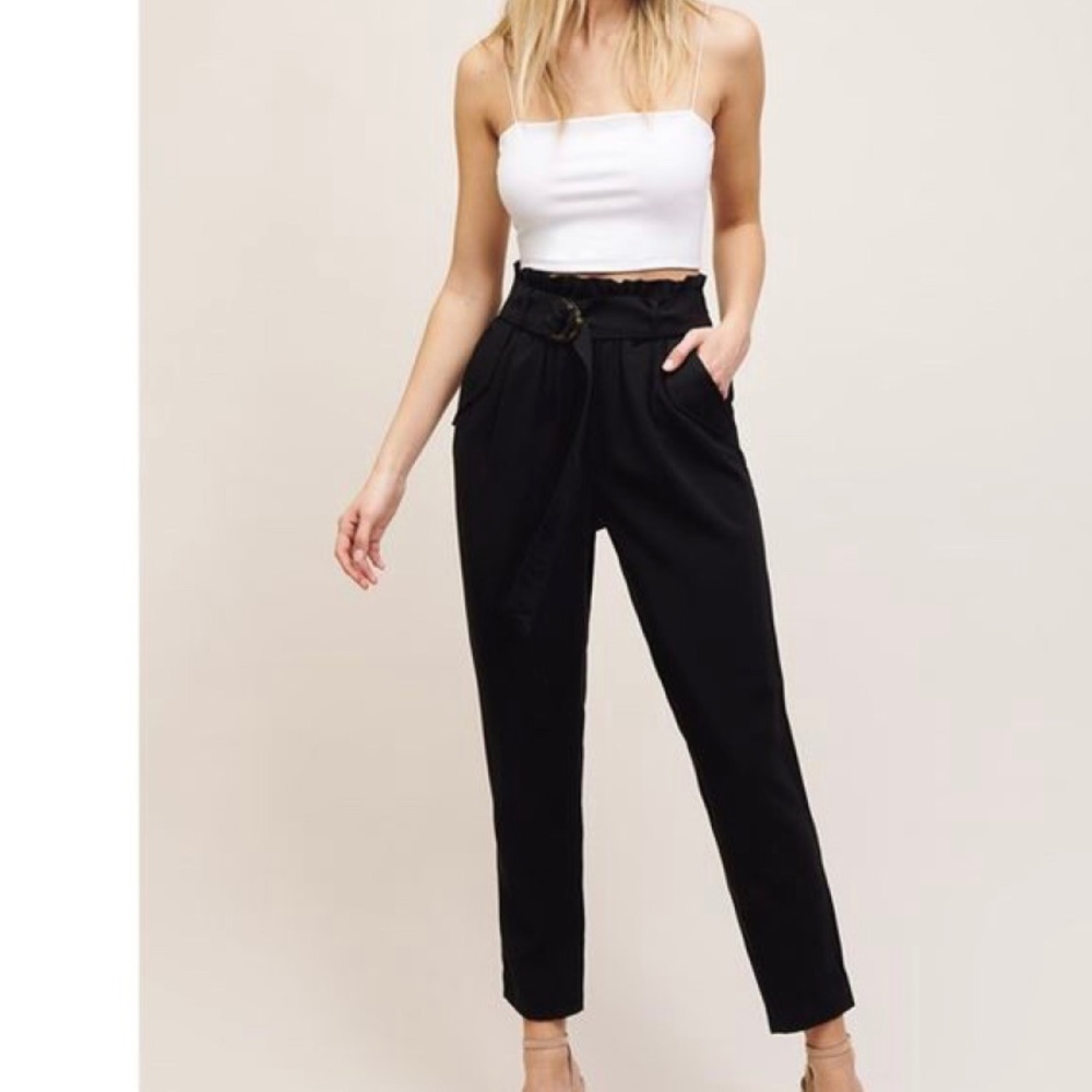 ✨3/$10✨ Black Paperbag Pants with Belt